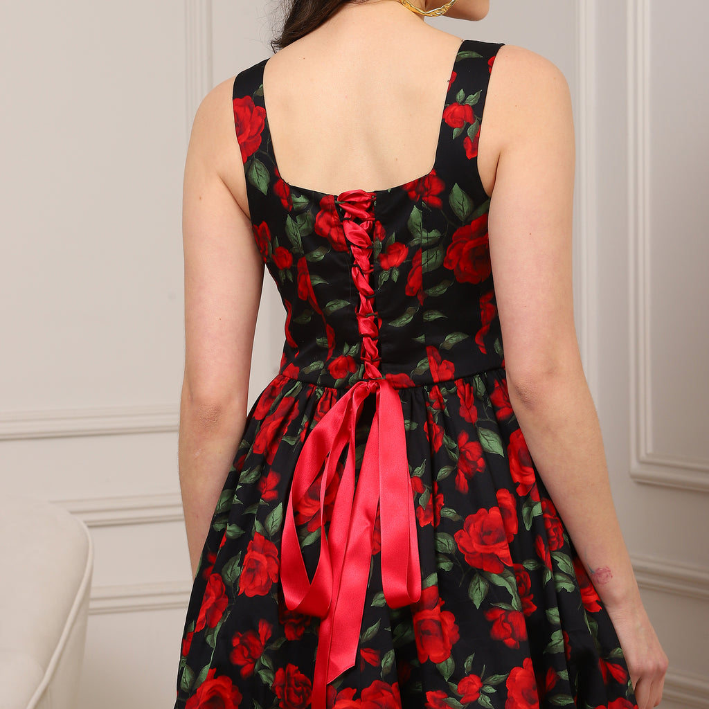 Scarlet Rose - Ash And Amber